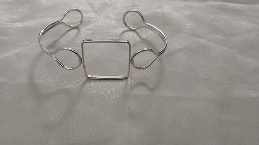 Hollow silver square