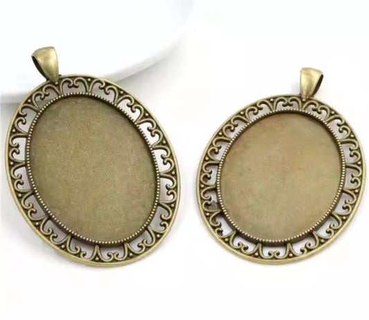 Antique Pendant 20
