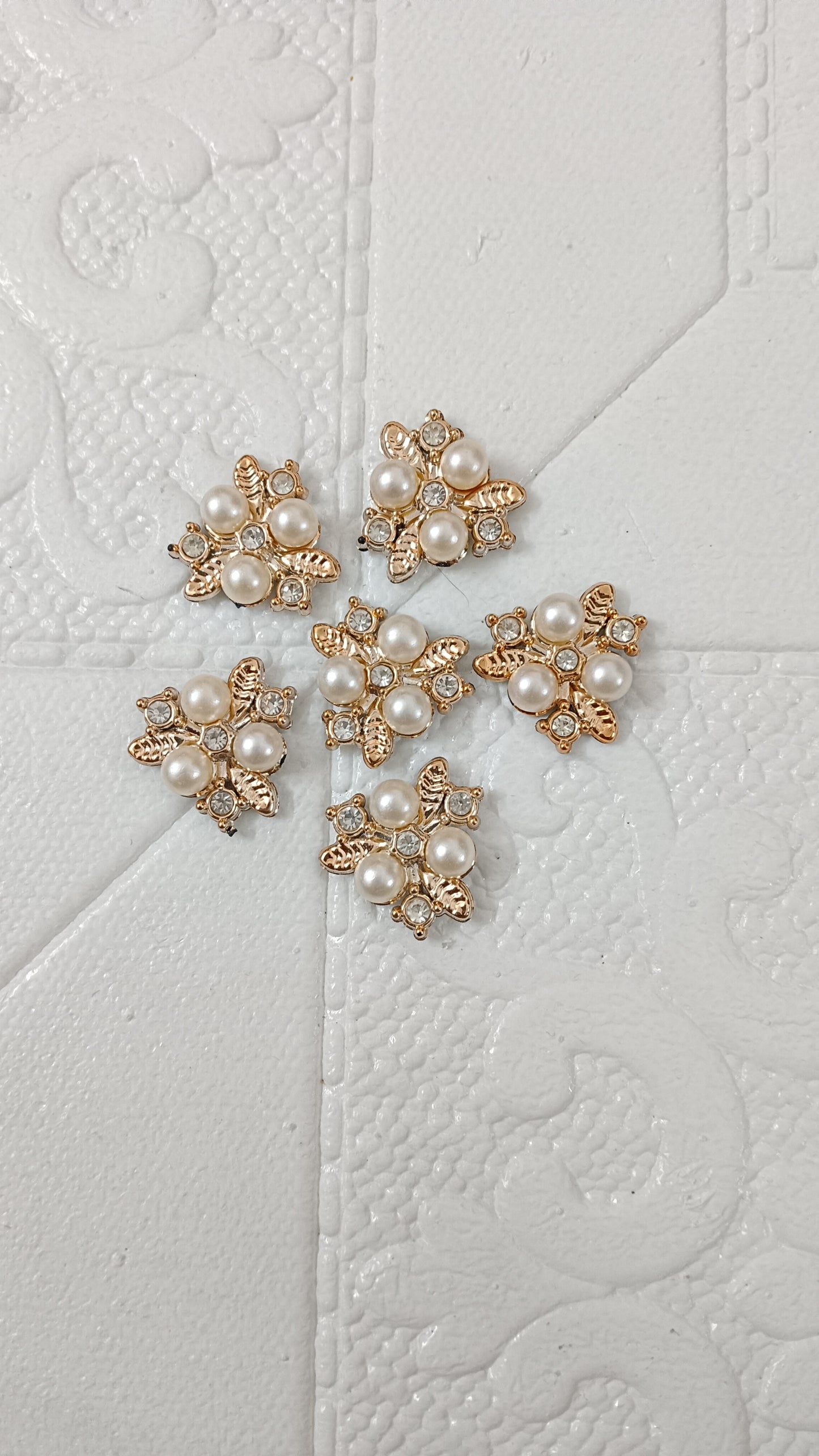 Pearl embellishment pack of 6