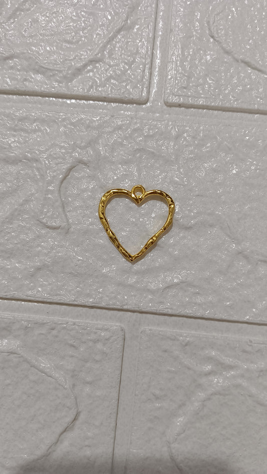Golden pendent pack of 1
