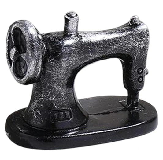 Sewing machine miniature