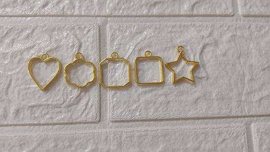 Golden pendant pack of 5