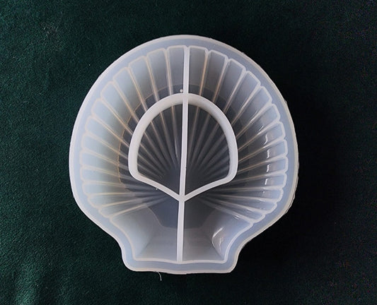 Shell trinket mold