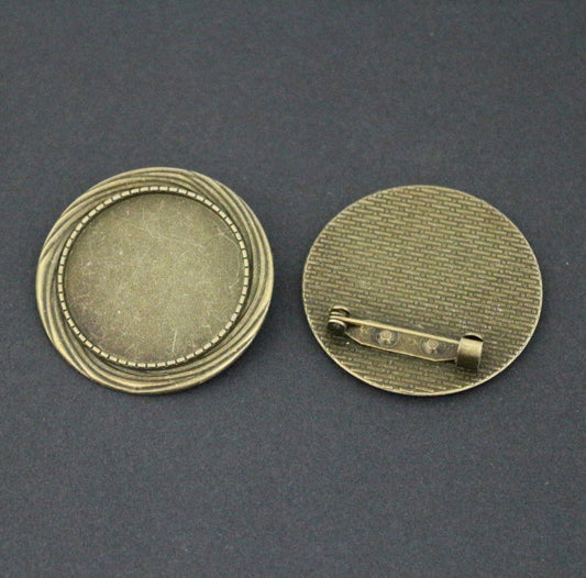 Antique Vintage Brooch 12