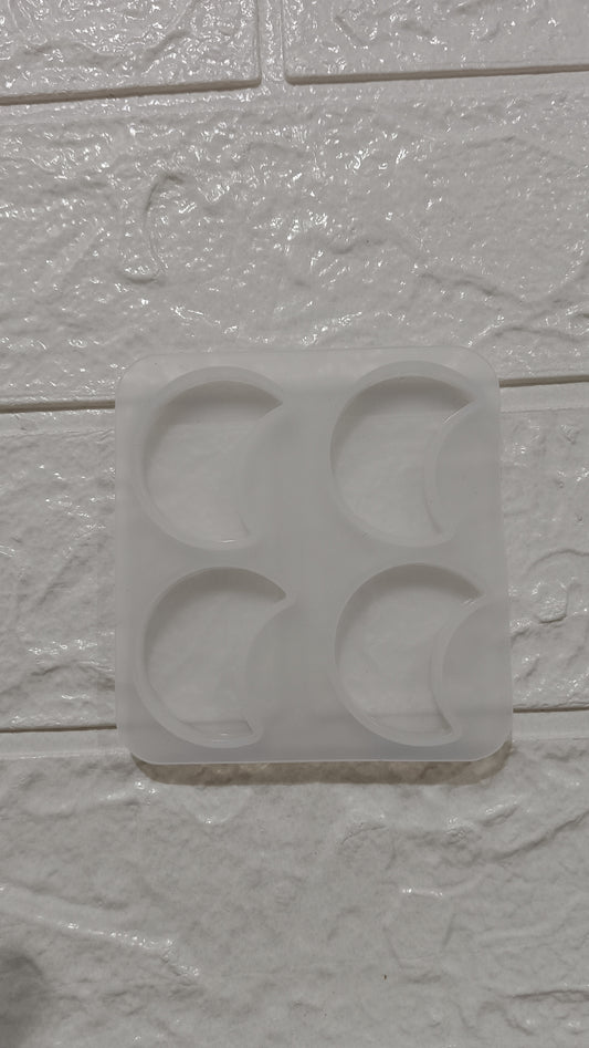 4cavity moon shape keychain mold