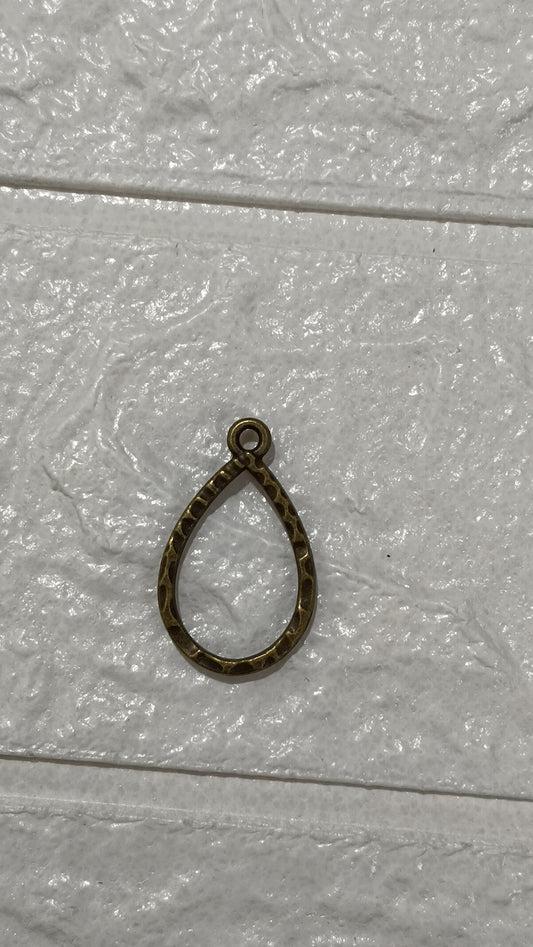 Antique Pendant pack of 1