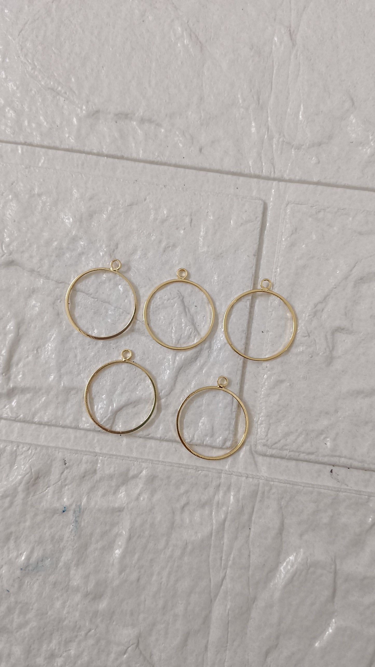 Small round pendent pack of 5