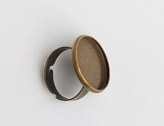 Antique Round Ring