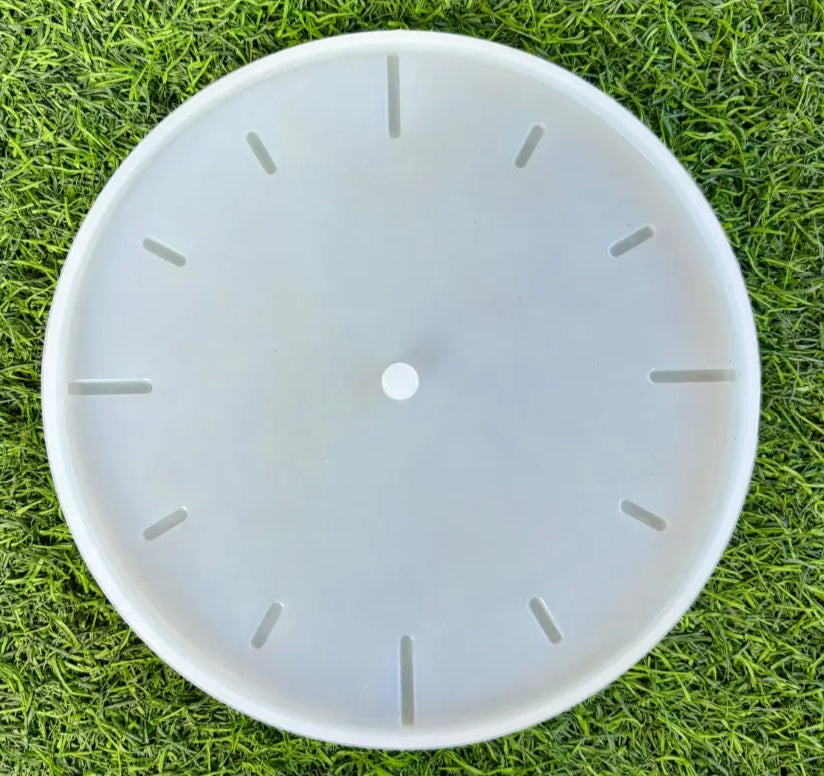 6" clock mold