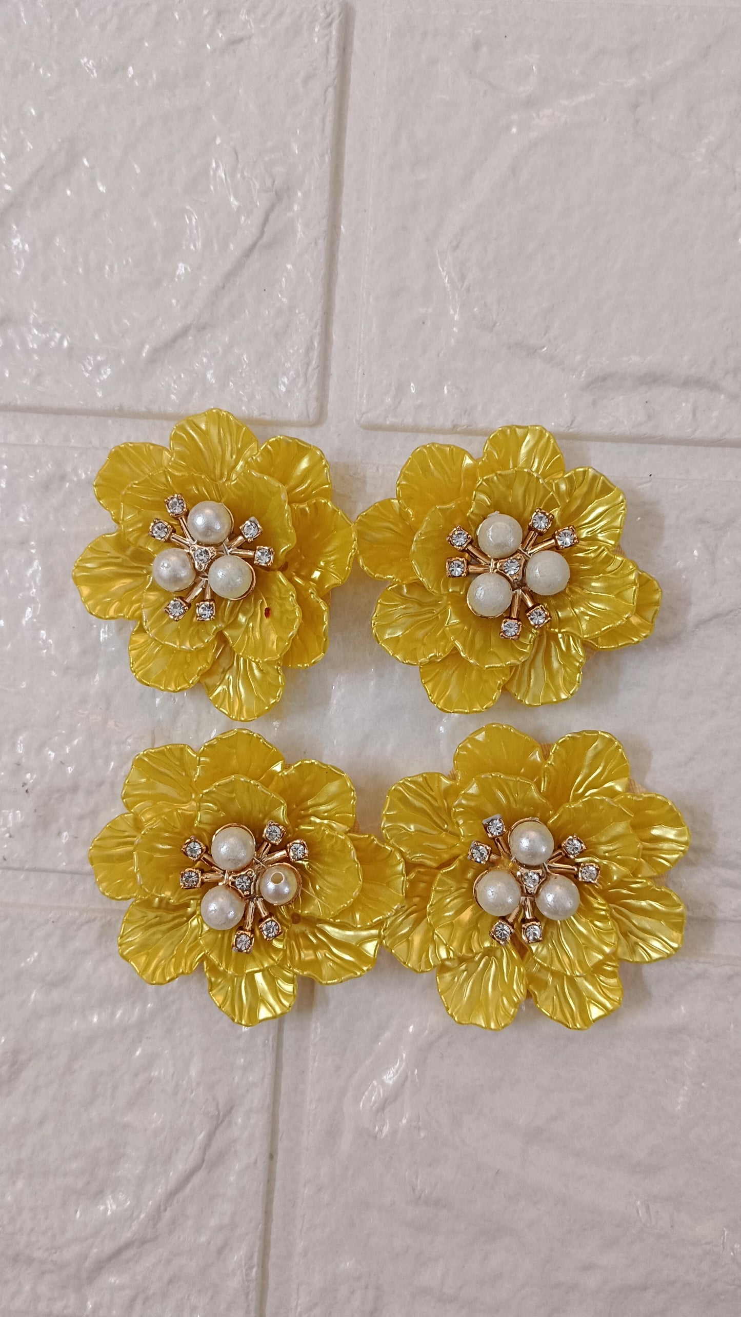 New  embellishment pack of 4