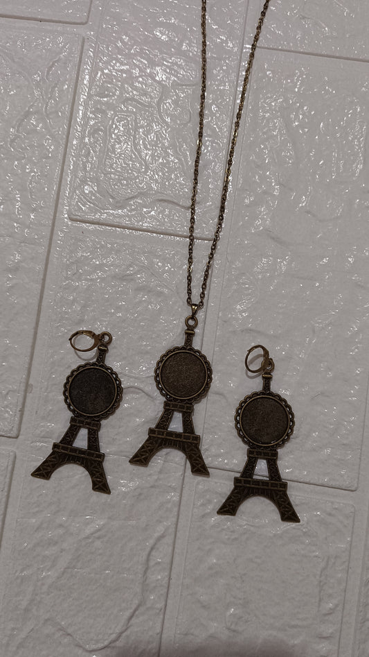 Eiffel tower earrings set