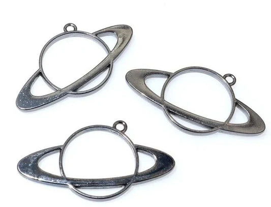 Planet pendant pack of 1