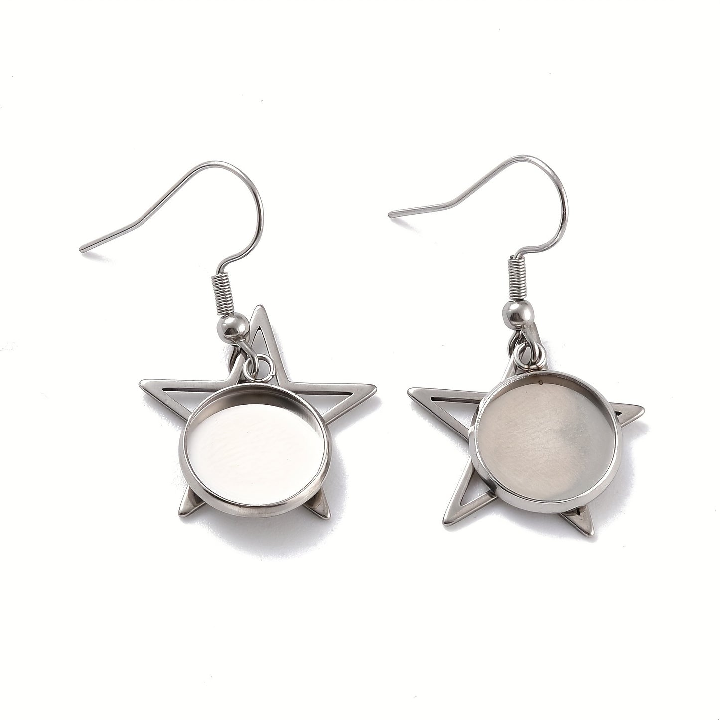 Small star earrings