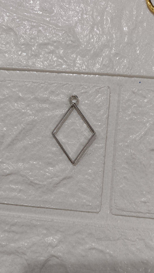 Silver pendant pack of 1